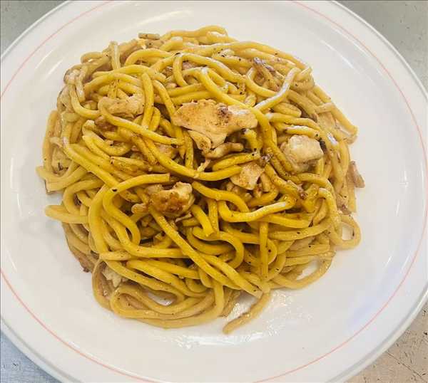 Chicken Lo Mein